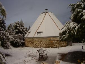 Theasis-Igloo Tzoumerka Greece