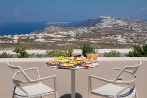 Halcyon Days Suites Santorini Greece