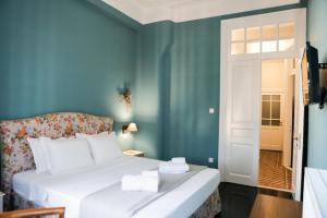 # Alegra Apartment , 10mtrs from VENIZELOU Metro Station