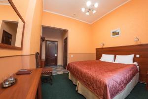 Small Double Room room in Empire Park Hotel