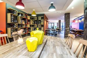 Hotels ibis styles Albi Centre Le Theatro : photos des chambres