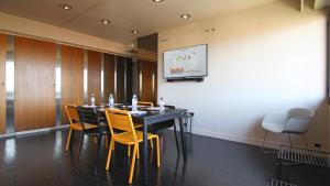Hotels ibis styles Albi Centre Le Theatro : photos des chambres