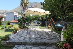 Pension Cappuccini Green Relax Carini Italien