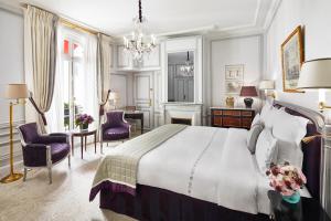 Superior Double or Twin Room room in Hôtel Plaza Athénée - Dorchester Collection