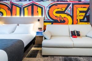 Hotels ibis Styles Clamart Gare Grand Paris : photos des chambres