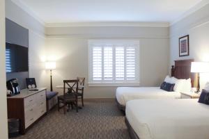 Standard Queen Room with Two Queen Beds room in Carlisle Inn Sarasota