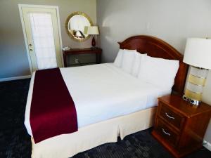 Inn on The Hill