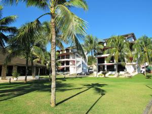 Apartamento duplex de frente para o mar em Angra dos Reis