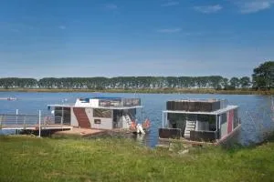 Houseboat - Wiślinka