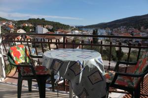 Twin Room with Balcony and Sea View room in Twin Room Marina 5953a