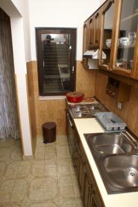 Apartments with parking spaces Slatine, Ciovo - 1099