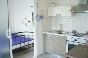 Studio with Terrace and Sea View room in Apartments by the sea Pisak Omis - 652