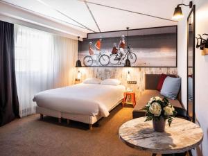 Hotels ibis Styles Dinan Centre Ville : photos des chambres