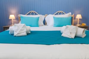 Hotels Hotel Les Liserons de Mougins : Chambre Triple (2 Adultes & 1 Enfant)