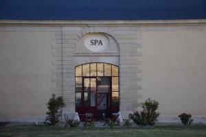 Hotels The Originals le Chateau de Dissay Poitiers : photos des chambres