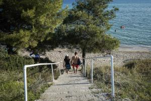 Nektarios Garenias Kipoupoli Halkidiki Greece