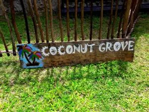Coconut Grove - Midigama - 米迪加马东