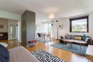 Appartement Lyon Centre Confluence 100 m2 Parking Terrasses