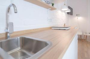 "D&M" Studio Apartments