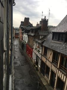 LA PARENTHÈSE DU CAPUCIN