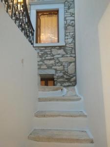 apeiranthos traditional stone house Naxos Greece