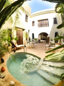 Riad les Ammonites and Spa