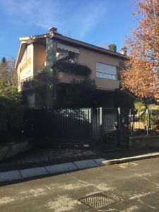 Pension Maison Chérie B&B Bergamo Italië