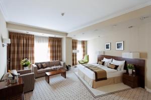 Executive Double Room room in Capital Plaza Hotel