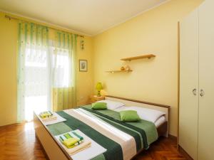 Relaxing Seaview Apartment Barac on Separated Floor