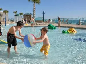 LAKETOWN 5 POOLs STEPS TO BEACH FAMILY FRIENDLY - بنما سيتي بيتش
