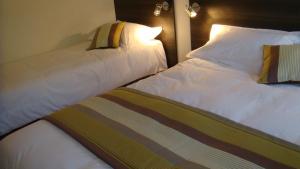 Hotels Cote Hotel : Chambre Triple - Non remboursable