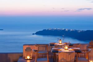 Gold Suites - Small Luxury Hotels of the World Santorini Greece