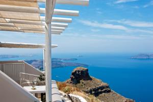 Gold Suites - Small Luxury Hotels of the World Santorini Greece