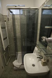 Apartment Drama Center