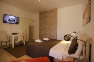 Apartment Drama Center