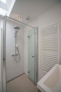 The Bond Studio FREE PARKING