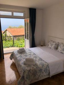 Ferienhaus Tri Masline Sveti Stefan Montenegro