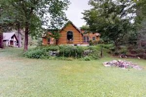 Authentic Maine Log Cabin - Upper Shirley Corner