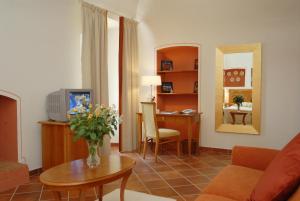 Junior Suite room in Hotel Antico Podere Propano