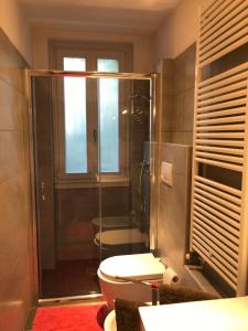 Senza pensieri Piazza Marconi