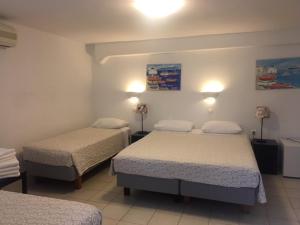 Budget semi basement quadruple room