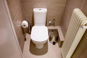 TONIS Spacious Apartment next to Acropolis Museum