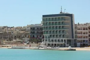 Water's Edge Hotel - Żurrieq
