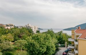 SunnyApartments