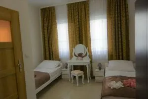 Hostel Wólka Kosowska z prywatnymi łazienkami - Głosków