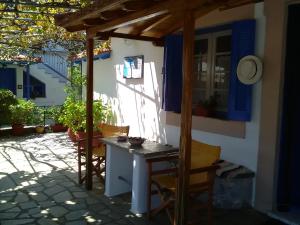 Alexandra Studios Skopelos Greece