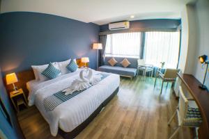 Comet Hotel Surat Thani