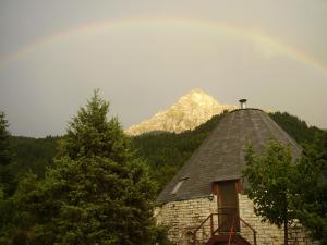 Theasis-Igloo Tzoumerka Greece