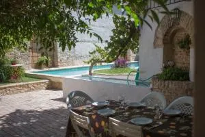 Casa histórica Gines - إسبارتيناس