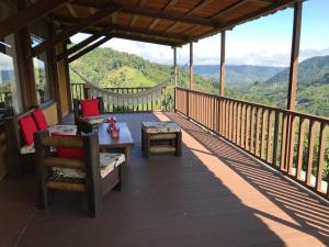 Elegant Home in Private Ecological Property, with Private River - Bird Watching 240 Bird Species